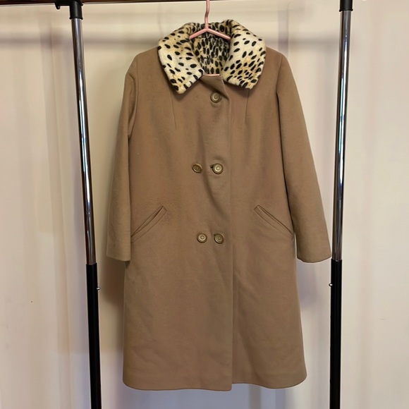 Vintage 60s 70s Leopard Coat - Picture 3 of 8